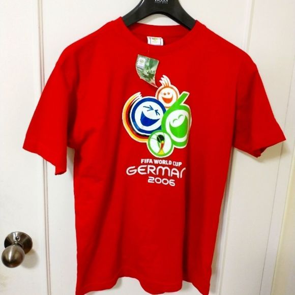 Rare Vintage 2006 Fifa World Cup T-Shirt printed in 2002 Men's size Small - Picture 1 of 7